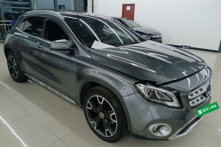 Used Mercedes-Benz GLA 2017 GLA 220 4MATIC Fashion Model
