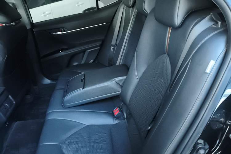 Used Toyota Camry 2018 2.0G Luxury Edition