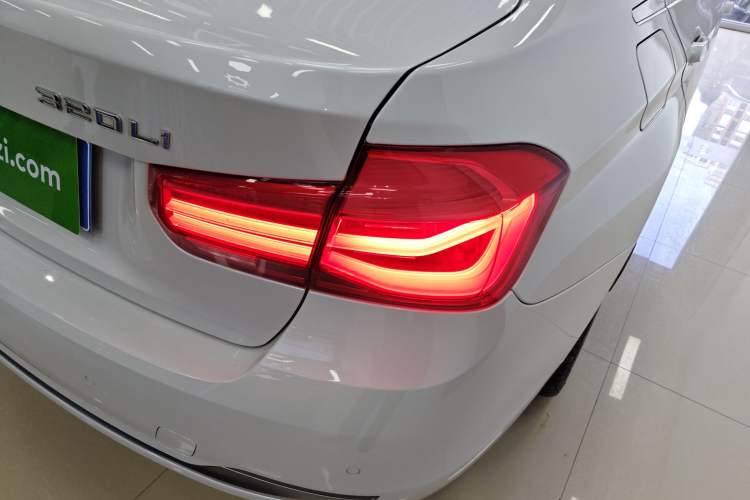 Used BMW 3 Series 2018 320Li Fashion Model
