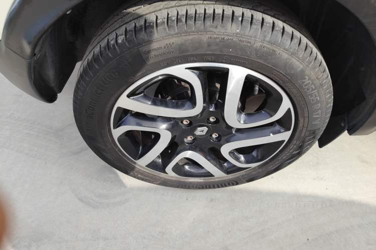 Used Renault Captur 2015 1.2T Automatic Comfort First Edition
