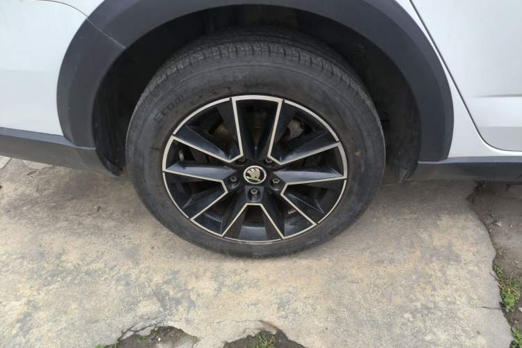 Used Skoda Octavia 2018 Station Wagon TSI230 DSG Luxury Edition