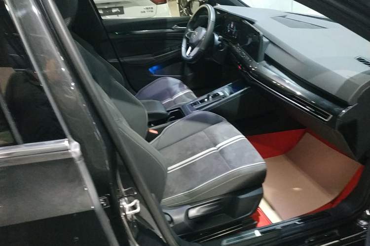 Used Volkswagen Golf 2023 280TSI DSG R-Line Lite
