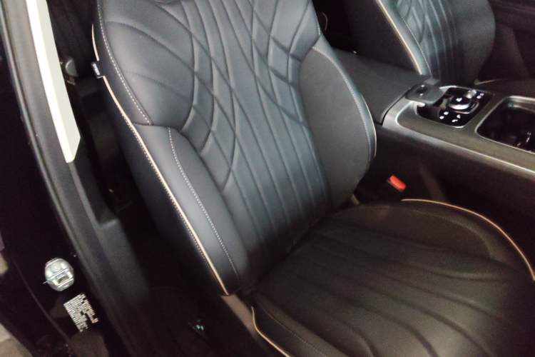 Used Chery Tiggo 9 2023 2.0T Dual-Clutch Two-Wheel Drive Luxury Edition 7 Seats
