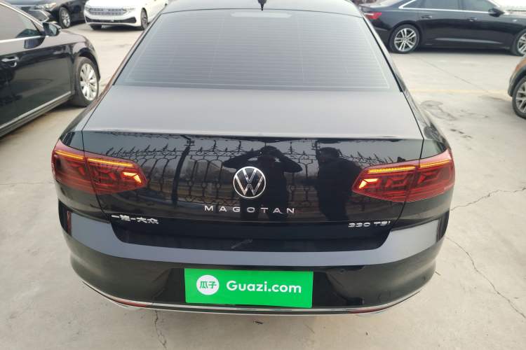 Used Volkswagen Magotan 2025 Zhongxiang Model 280TSI DSG Luxury Version
