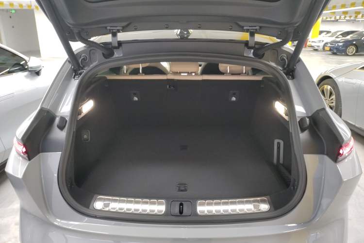 Used Nio ET5T 2023 75 kWh Touring
