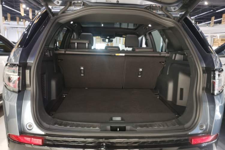 Used Land Rover Discovery Sport 2022 Revised Version 249 PS R-Dynamic S Performance Edition 5 Seats