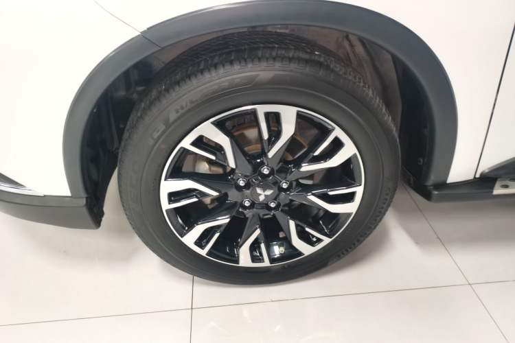 Used Mitsubishi Outlander 2020 2.4L 4x4 Zhi Xiang Edition 5 Seats