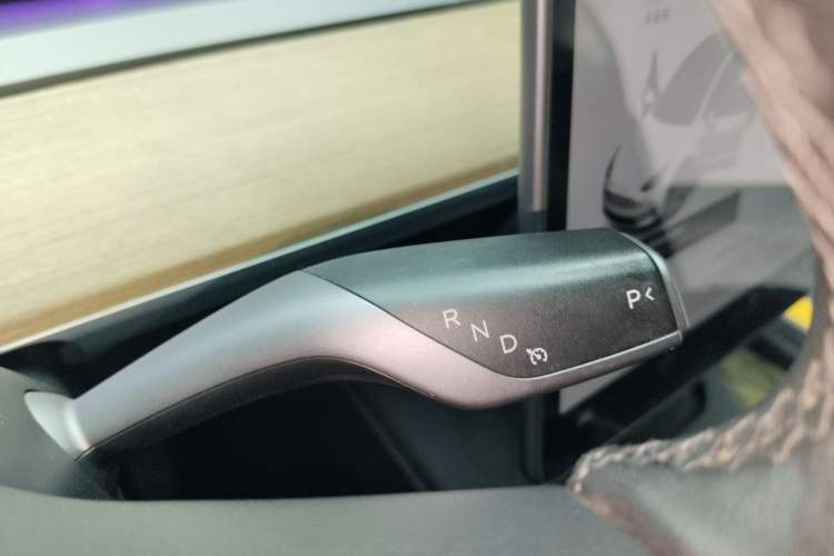 Used Tesla Model Y 2021 Standard Range Rear-Wheel Drive Version
