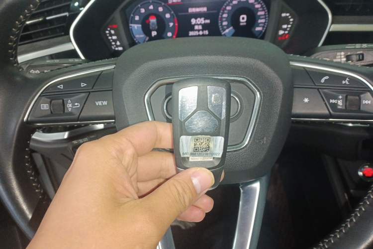 Used Audi Q3 2021 35 TFSI Progressive Dynamic Edition
