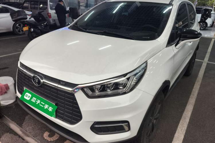 Used BYD Yuan New Energy 2019 EV535 Smart Connect Trendsetting Model
