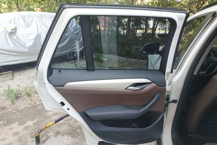 Used BMW X1 2014 sDrive18i Fashion Model
