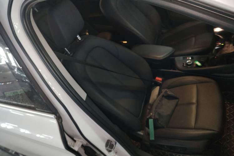 Used BMW X1 2019 sDrive20Li Leading Model
