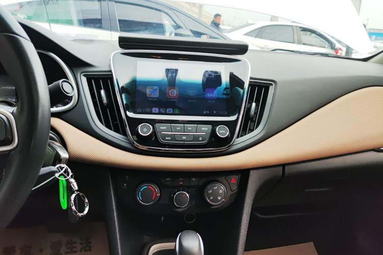 Used Chevrolet Monza 2022 320 Automatic Enjoyment Sunroof Version