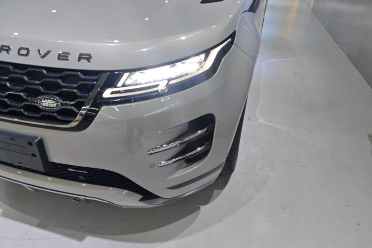 Used Land Rover Range Rover Evoque 2021 Range Rover Velar 249 PS R-Dynamic HSE Luxury Edition