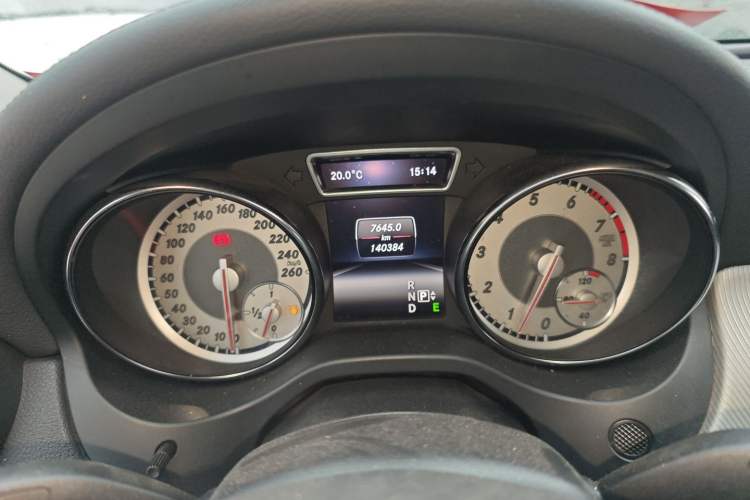 Used Mercedes-Benz GLA 2015 GLA 220 4MATIC Fashion Model