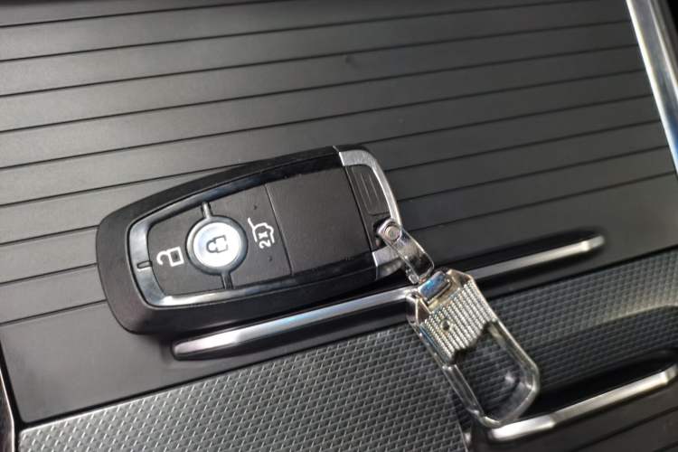 Used Ford Explorer 2023 EcoBoost 285 4x4 ST-LINE 6-Seater
