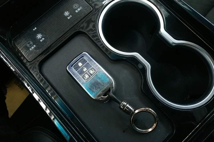 Used Honda Elysion 2016 2.4L Luxury Edition
