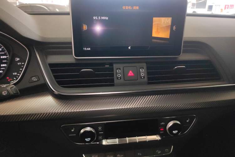 Used Audi Q5L 2018 45 TFSI Prestige Fashion Edition China VI Emission Standard
