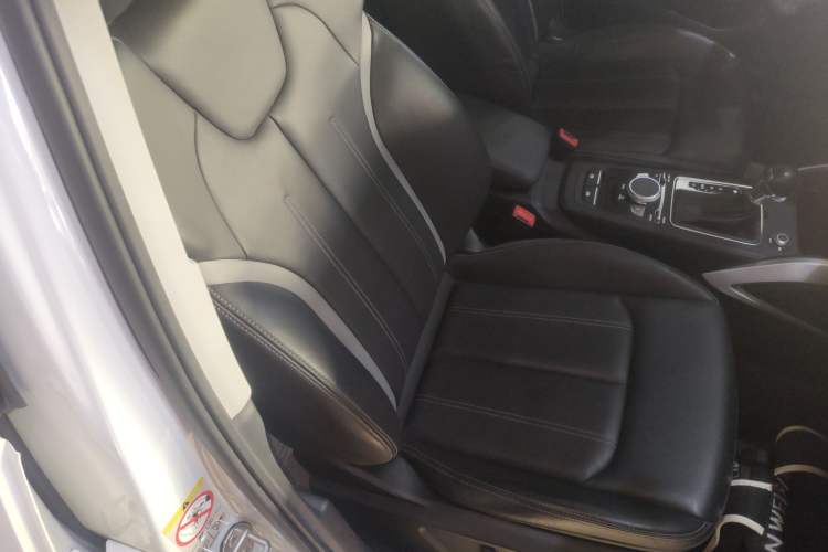 Used Audi Q2L 2018 35 TFSI Luxury Prestige Version China VI
