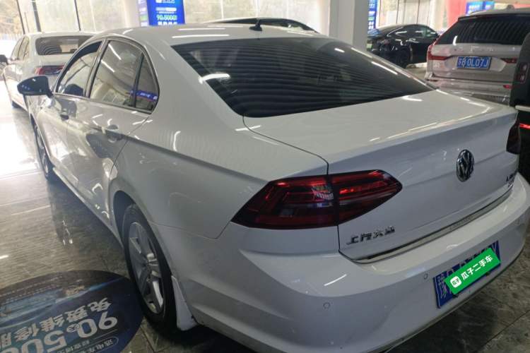 Used Volkswagen Lamando 2019 230TSI DSG Fashion Edition China VI