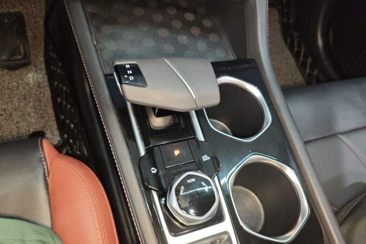 Used Changan Eado 2023 Changan Edition PLUS Blue Whale NE 1.4T GDI DCT Prestige Version
