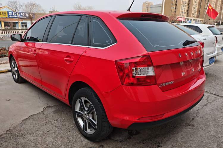 Used Skoda Rapid Spaceback 2019 1.5L Automatic Comfort Edition
