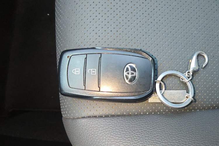 Used Toyota FRONTLANDER 2023 2.0L CVT Luxury Edition
