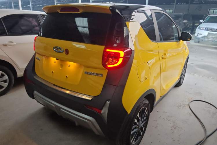 Used Chery Little Ant 2022 Sweet Pink Edition Half-Sugar Version Lithium Iron Phosphate 30 kW 301 km
