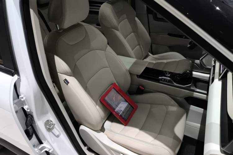 Used Geely Auto icon 2023 1.5TD Chocolate Luxe Edition
