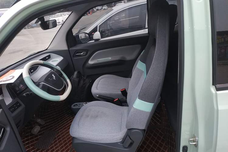 Used Wuling Hongguang MINIEV 2022 Macaron Premium Model – Lithium Ternary Battery