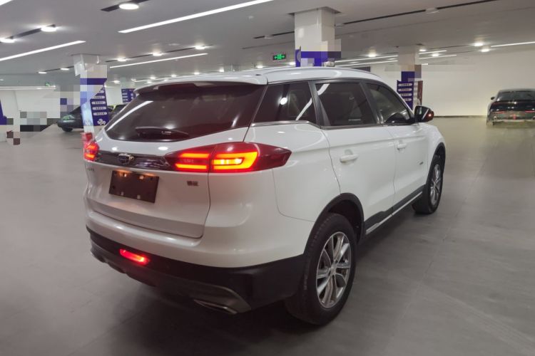 Used Geely Auto Emgrand X7 Sport 2018 1.8TD Automatic Two-Wheel Drive Smart Connect 4G Internet Edition
