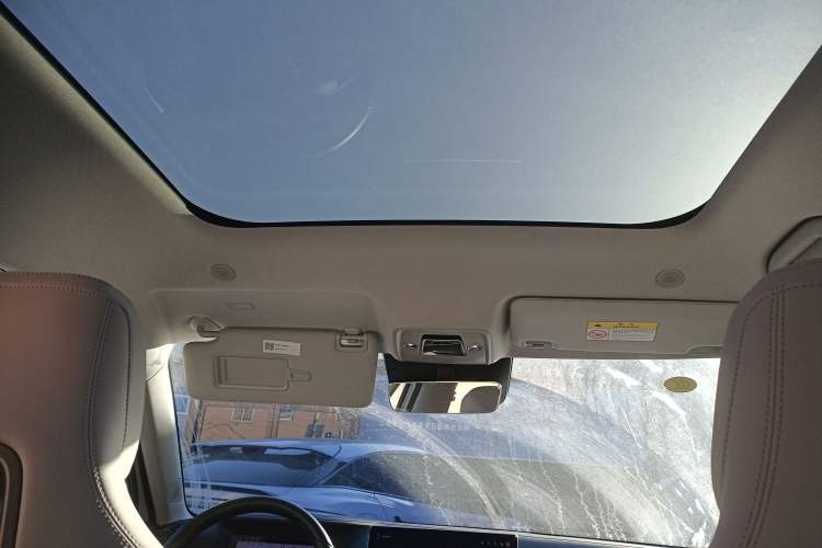 Used BYD Yuan UP 2025 Intelligent Driving Version 401 km Beyond-Range Edition