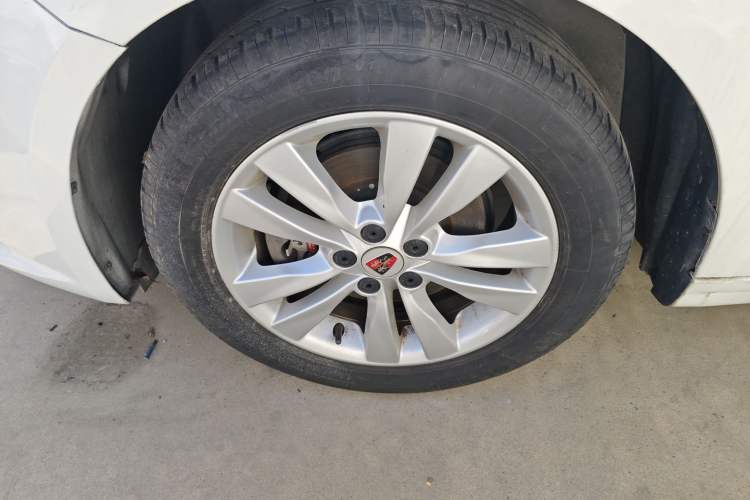 Used Roewe 360 2015 1.5L Automatic Luxury Edition