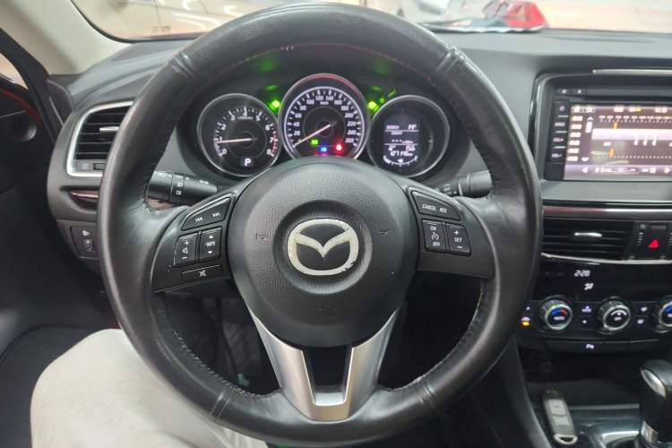 Used Mazda Atenza 2014 2.0L Blue Sky Luxury Edition
