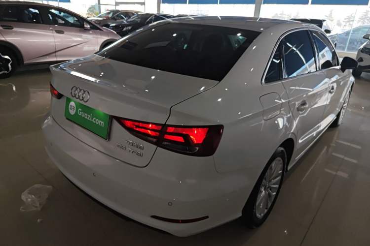 Used Audi A3 2016 Limousine 35 TFSI Ambition Edition
