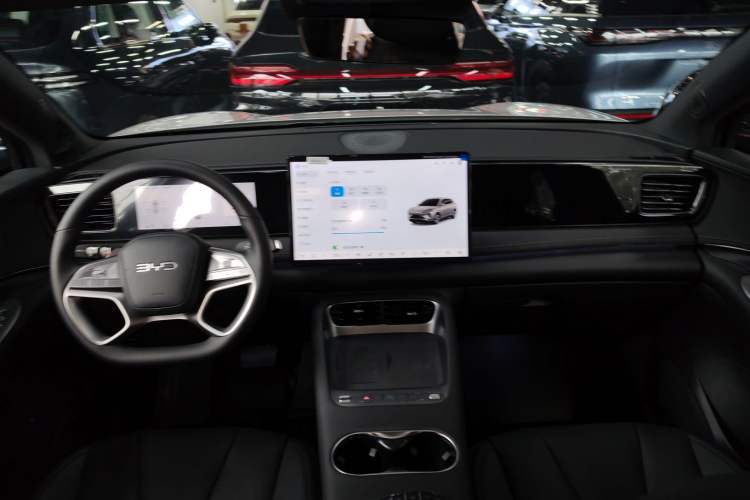 Used BYD Sealion 06 New Energy 2025 Model EV 605 Navigation Pro Edition
