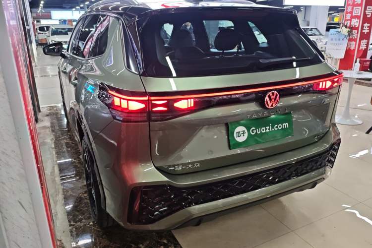 Used Volkswagen Tayron 2025 Tiguan L 380TSI 4Motion Luxury
