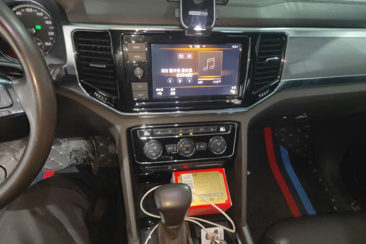 Used Volkswagen Teramont 2019 330TSI Two-Wheel-Drive Luxury Edition China VI Standard
