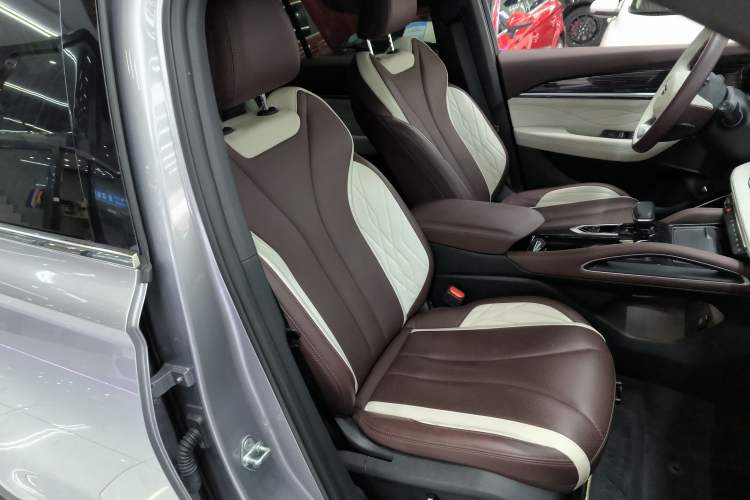 Used Geely Auto Monjaro L 2021 2.0TD DCT EVO Two-Wheel Drive Smart Luxury Version
