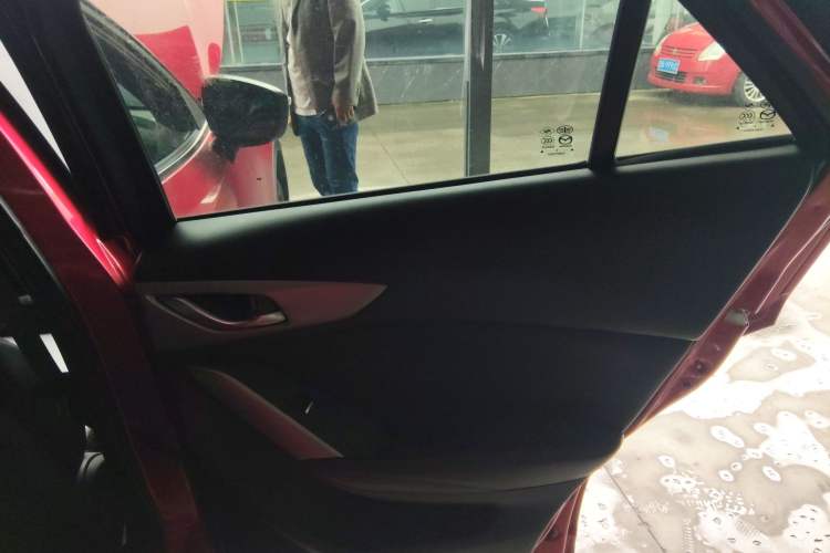 Used Mazda CX-4 2018 2.0L Automatic Two-Wheel Drive Blue Sky Dynamic Version China V Standard
