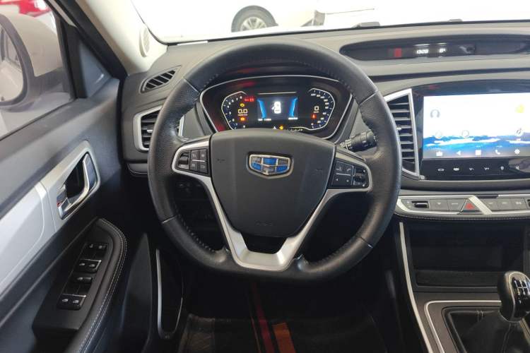 Used Geely Auto Vision X6 2018 1.8L Manual 4G Connect Luxury Edition
