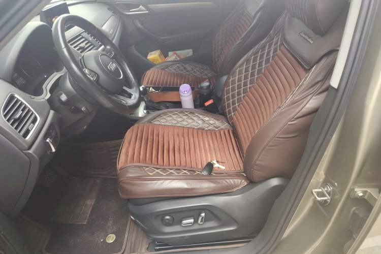 Used Audi Q3 2016 40 TFSI quattro all-wheel-drive sport model
