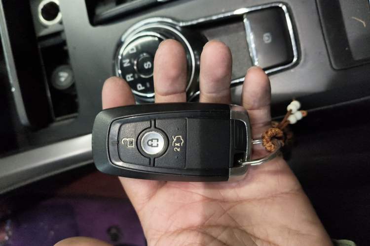 Used Ford Mondeo 2017 EcoBoost 180 Stylish Model
