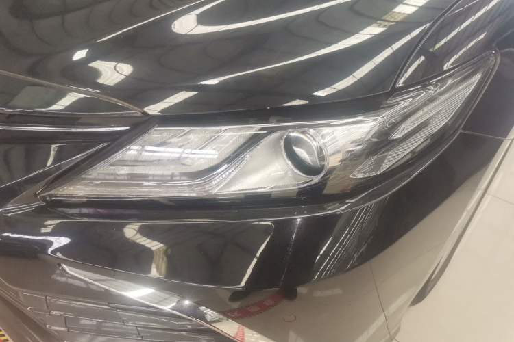 Used Toyota Camry 2021 2.0G Luxury Edition