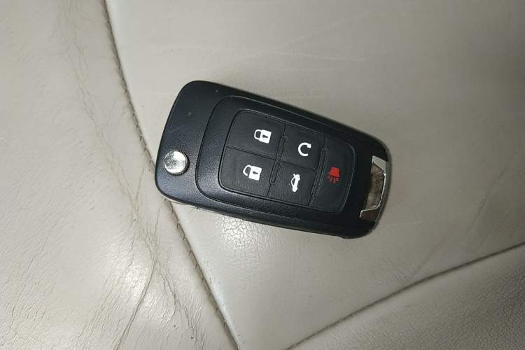 Used Buick GL8 2014 3.0L GT Luxury Business Haoya Edition
