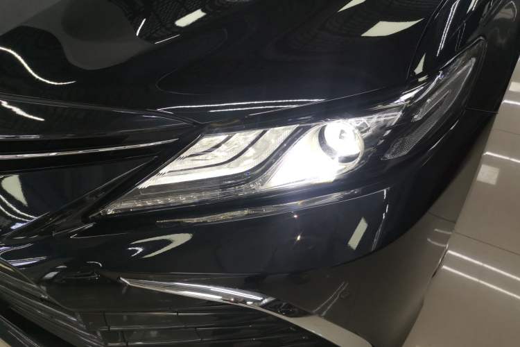 Used Toyota Camry 2021 2.0G Luxury Edition