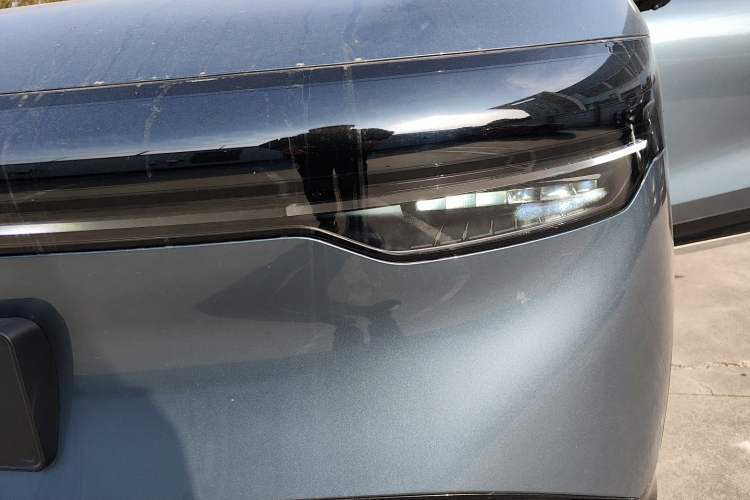 Used Zeekr 7X 2025 100 kWh Long-Range Rear-Wheel Drive with Intelligent Driving Features