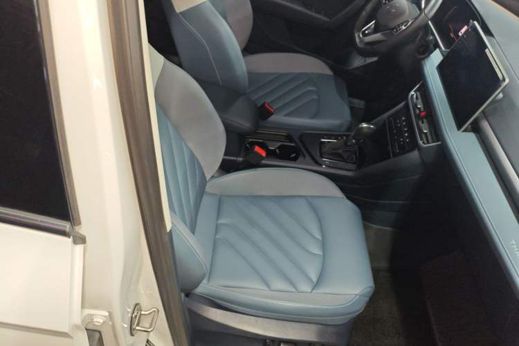 Used Volkswagen Tharu 2023 300TSI Two-Wheel-Drive Full Moon Edition