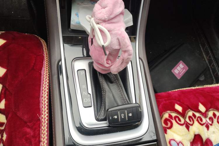 Used Changan Raeton CC 2018 1.5T Automatic Elegant Starry Edition China V Standard