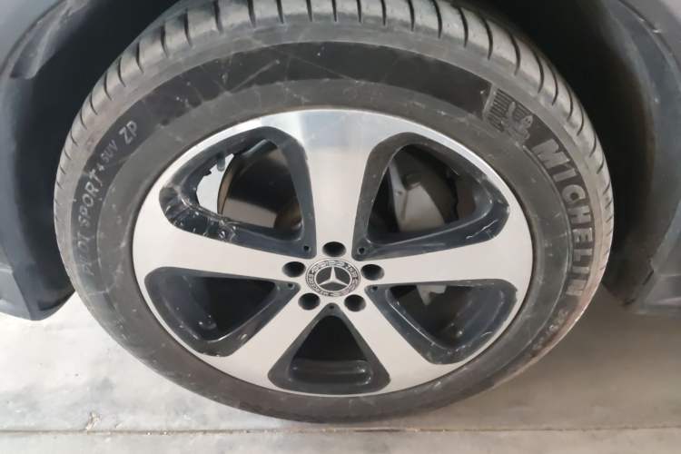 Used Mercedes-Benz GLC 2019 Facelift GLC 260 L 4MATIC Luxury Model